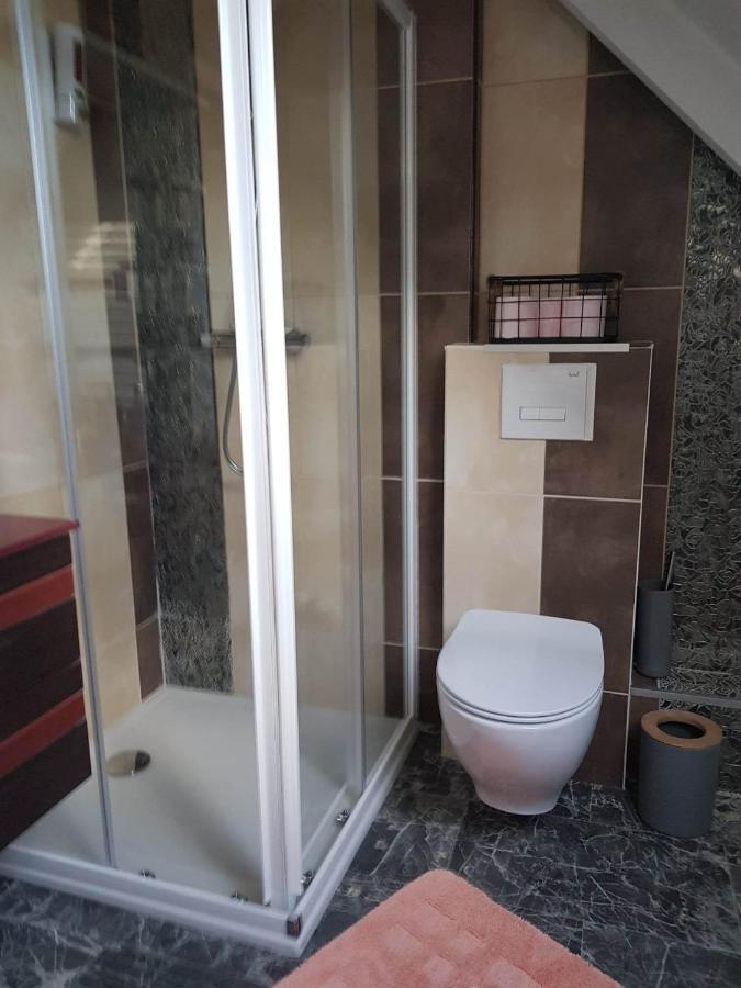 Fee Morgane - Chambres Saint-Coulomb Ngoại thất bức ảnh
