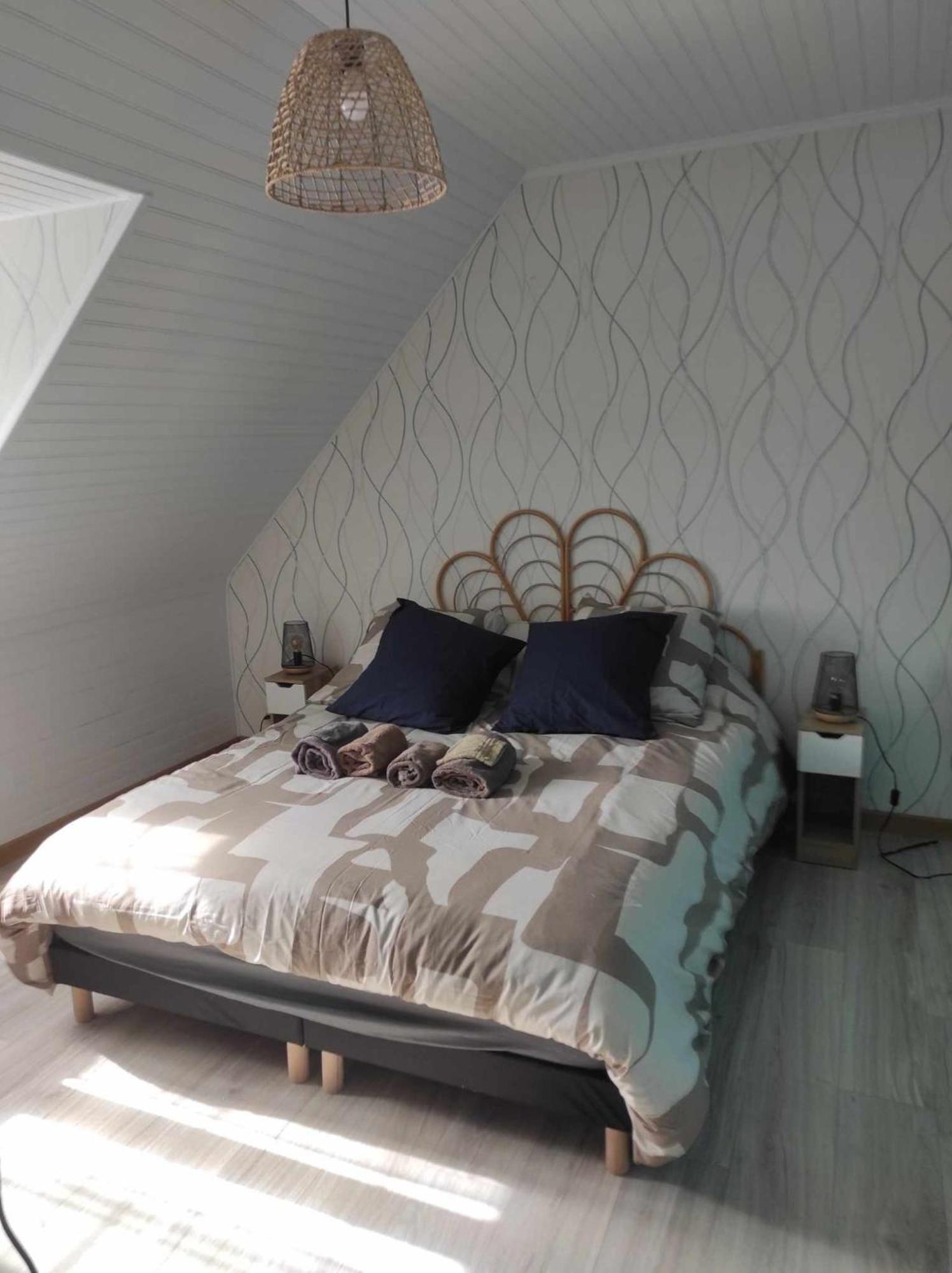 Fee Morgane - Chambres Saint-Coulomb Ngoại thất bức ảnh